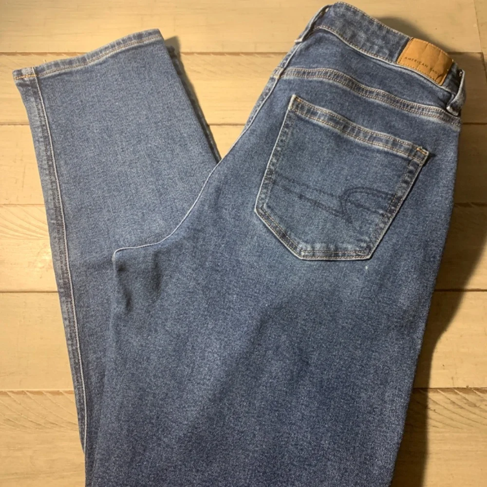 American Eagle Outfitters Jeans - Picture 2 of 2